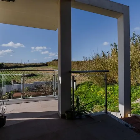 Casa Ki-se - Stylish Oceanview - Garden - Ac Apartment
