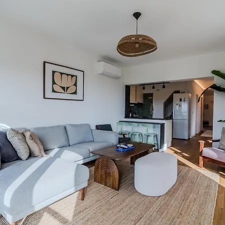 Casa Ki-se - Stylish Oceanview - Garden - Ac Apartment