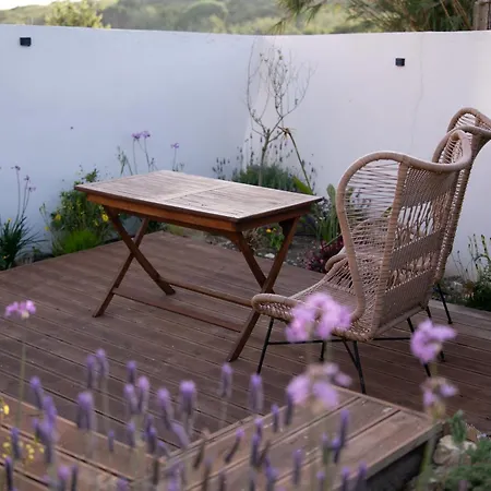 Casa Ki-se - Stylish Oceanview - Garden - Ac Apartment